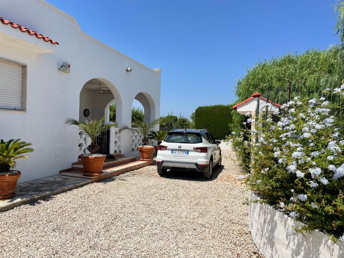 Villa Connie Serranova Buitenkant foto